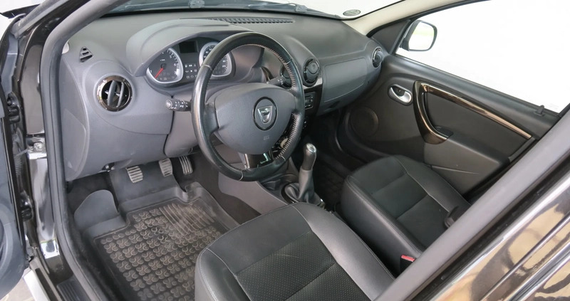 Dacia Duster cena 28900 przebieg: 162000, rok produkcji 2011 z Wolbrom małe 172